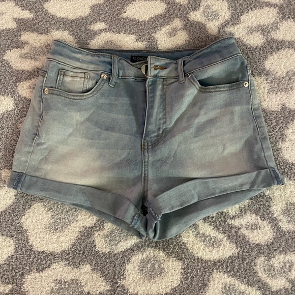 Shorts - Picture 2 of 2